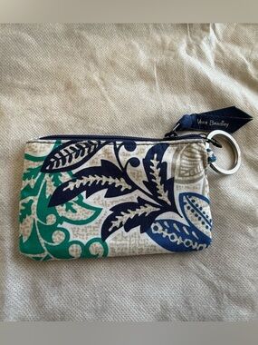 Vera Bradley Santiago Blue Floral Zip ID Case with Keyring NWT
